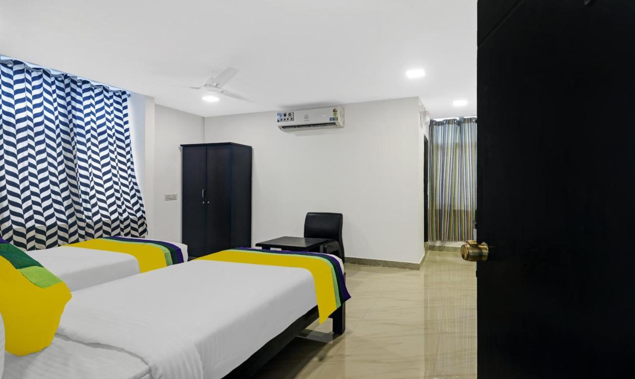 Itsy By Treebo - Lg Grand Inn Hyderabad Eksteriør billede